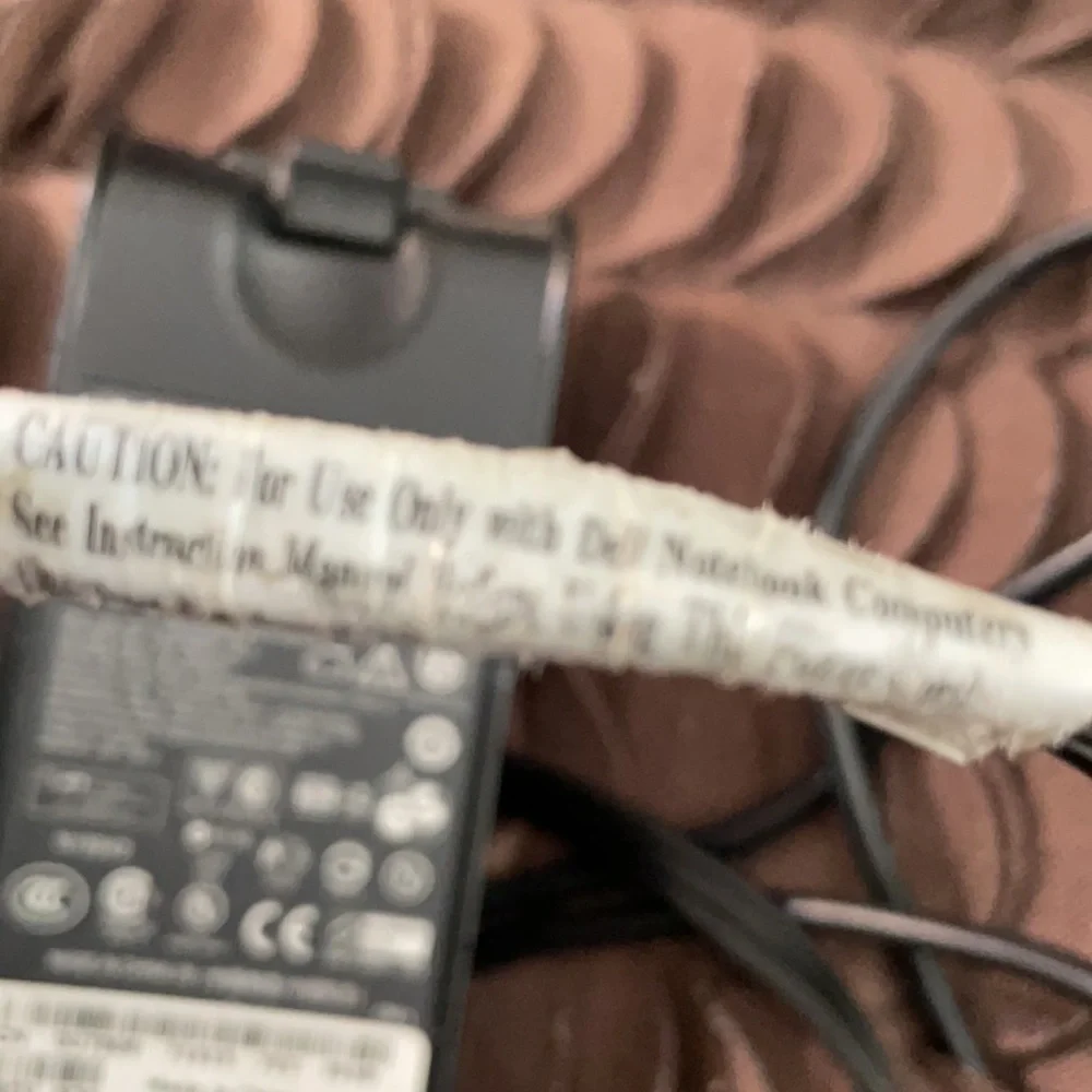 Gently Used Dell 90w AC Power Adapter Charger in great condition.